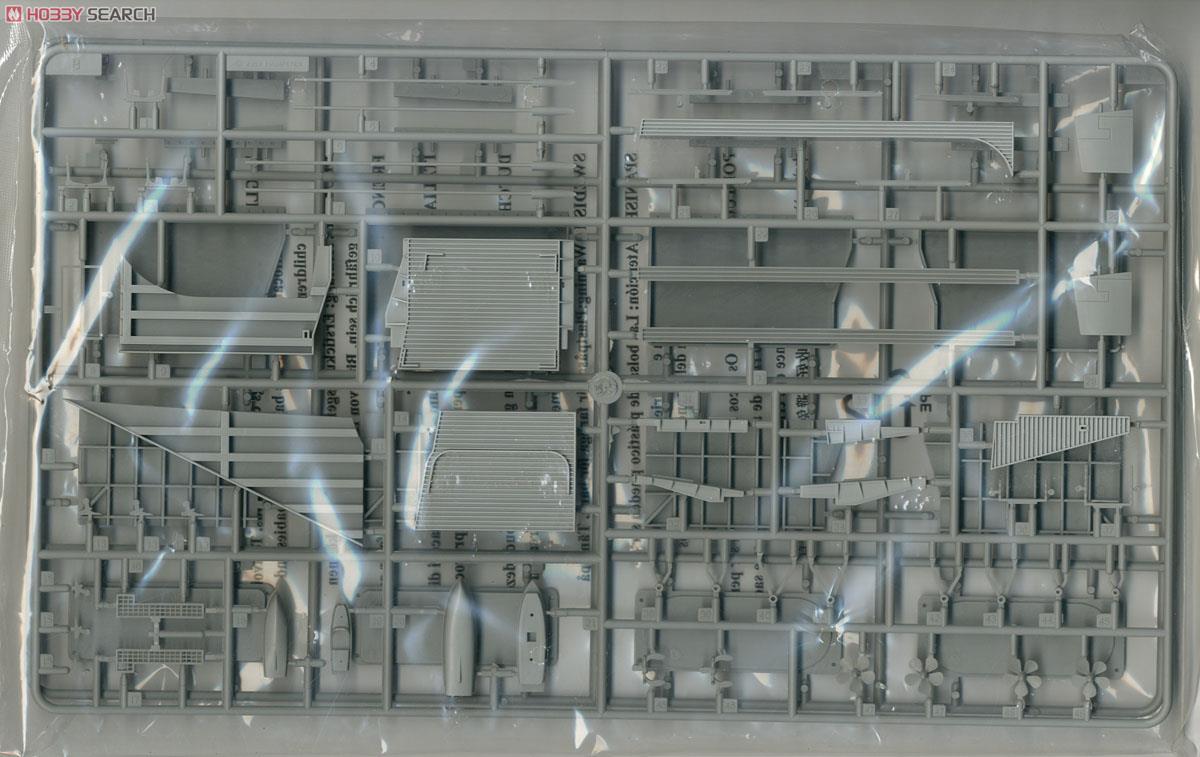 USNavy Aircraft Carrier CVN-68 Nimitz (Plastic model) Contents2