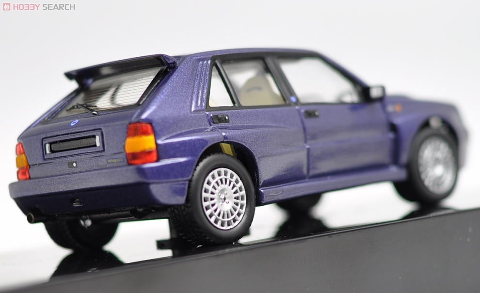 ランチア・デルタ HF インテグラーレ 「Viola」 マッジョーラ