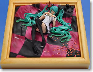 supercell Feat. Miku Hatsune: World is Mine (Natural Frame) (PVC Figure)