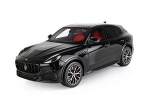 Maserati Grecale Trofeo Black (ケース有) (ミニカー)