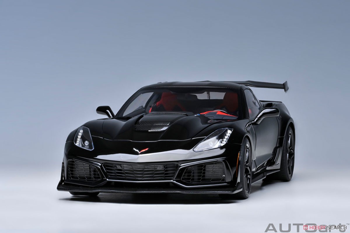 ⭐︎新品⭐︎ Chevrolet Corvette 1/18 ブラック 1/18 Chevrolet Corvette (C7) ZR1 (Black) Finished Model