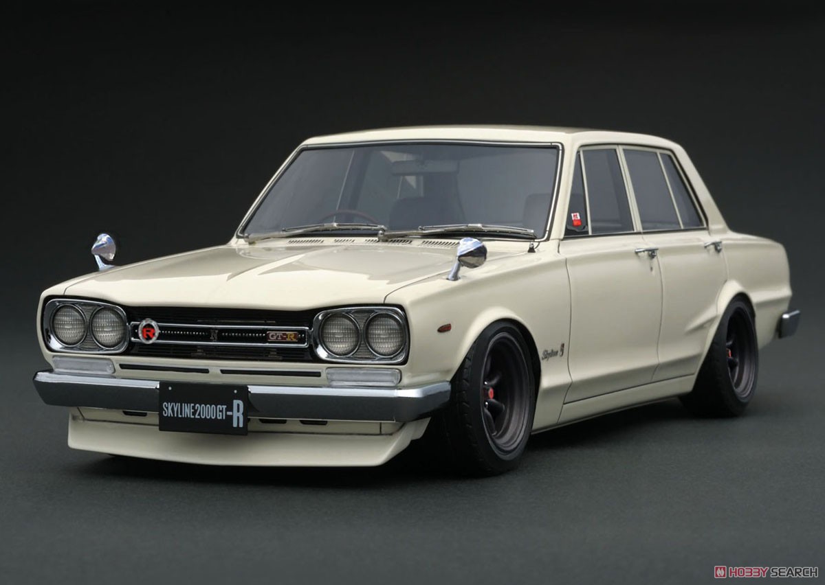 Nissan Skyline 2000 GT-R (PGC10) White (Diecast Car
