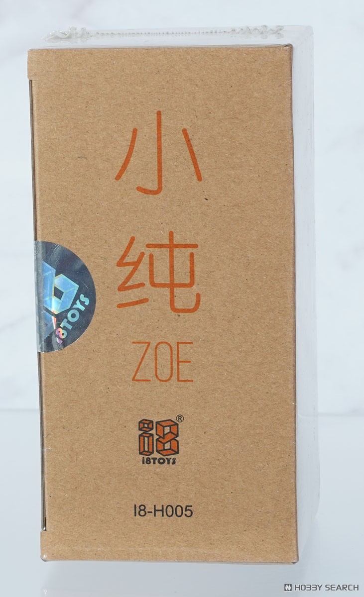 i8Toys 1/6 Female Head ZOE A (Fashion Doll) パッケージ1