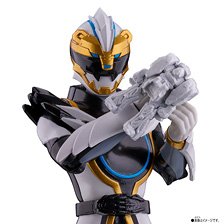 未組立品　2足歩行てくてくエボルタNEOくん 100000001003663471_10205.jpg
