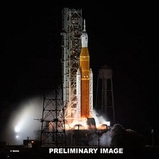 NASA スペースランチシステム (SLS) (プラモデル)
