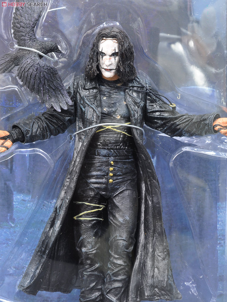 NECA カルトクラシックス ザ・クロウ 飛翔伝説 DVD＋特典付き フィギュア Amazon.co.jp: クロウ - 飛翔伝説 - コレクターズ・ボックス