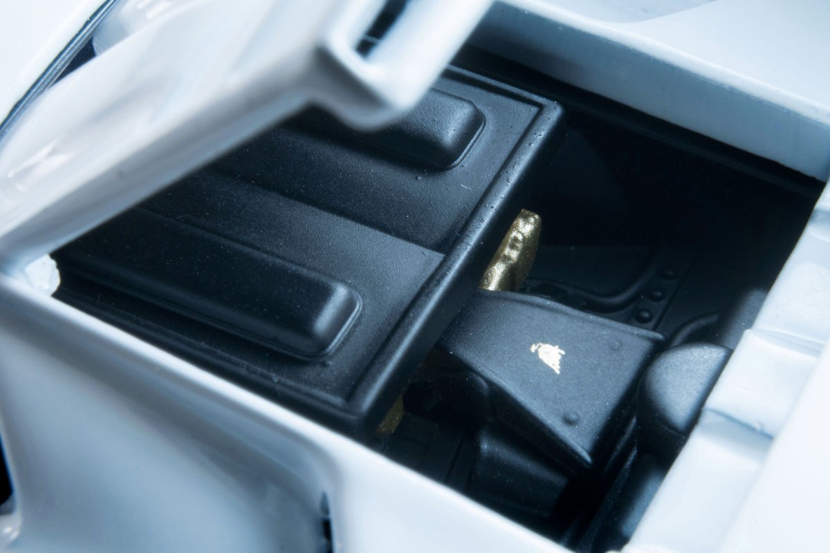 LV－N ランボルギーニ ディアブロ SE30イオタ (白) (ミニカー) 商品画像9