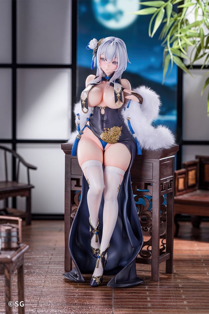 シオン・アルフィーネ チャイナドレスver. 特別版 背面ビュー