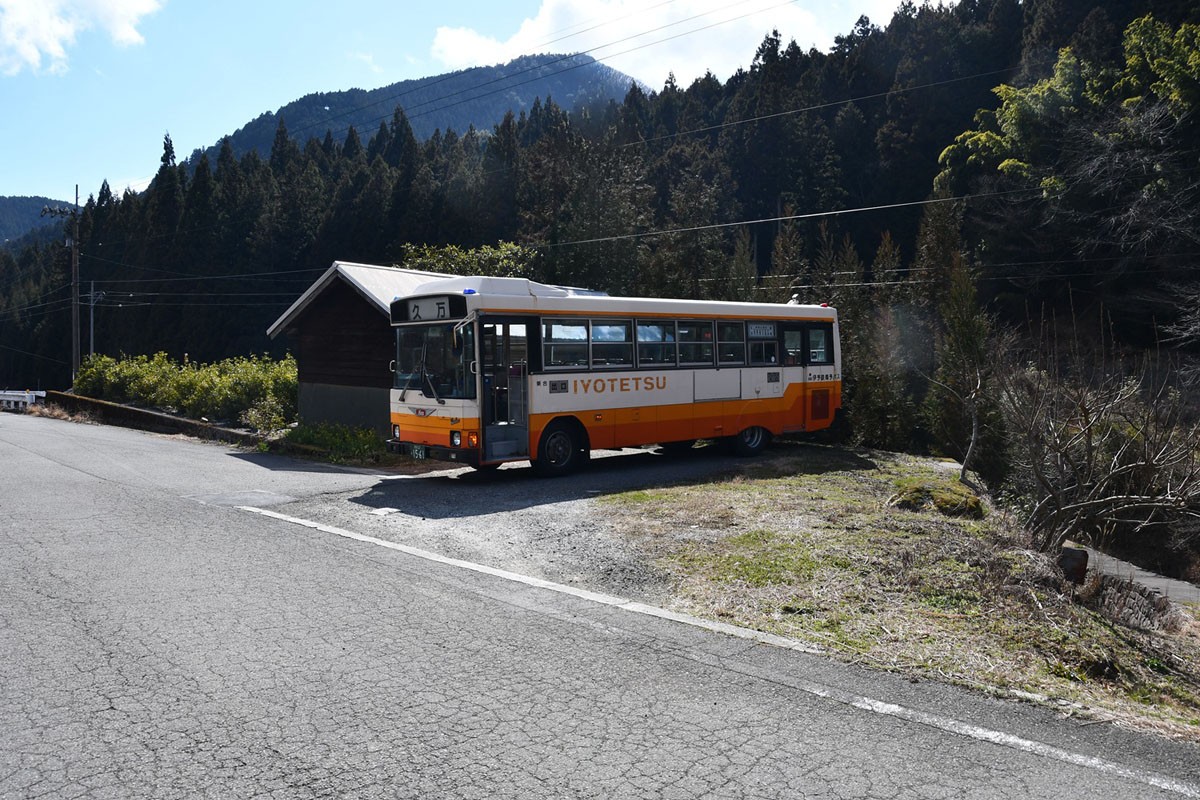 ザ・バスコレクション 伊予鉄南予バス 日野レインボーRJ (鉄道模型) その他の画像4