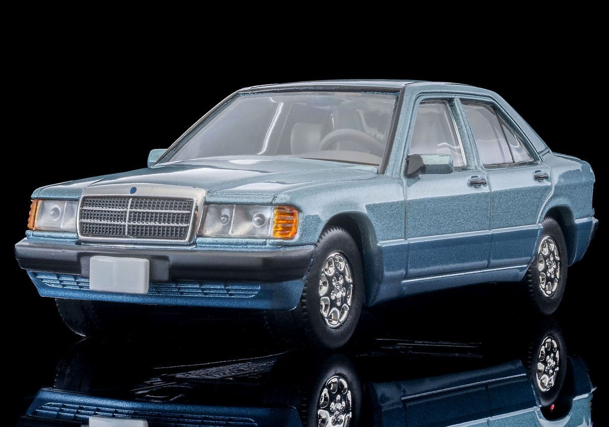 LV－N77c メルセデスベンツ 190 E (パールブルー)92年式 (ミニカー) 商品画像1