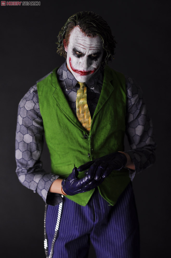 костюм джокера мужской. джокер стрижка. мужчины джокеры. хоакин феникс в образе джокера. джокер отряд самоубийц.