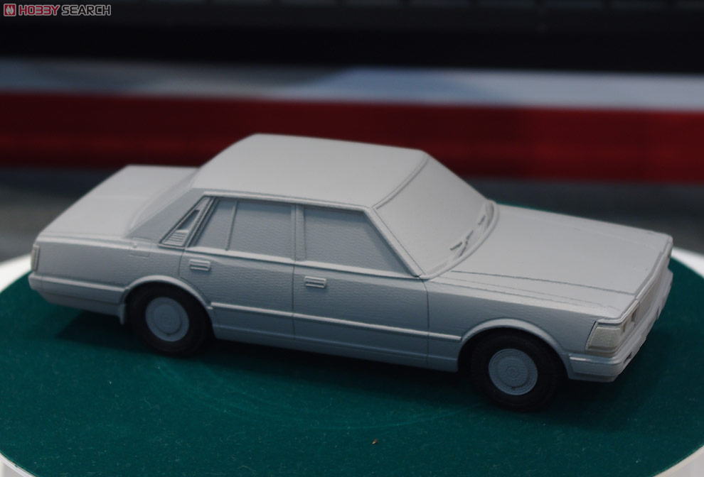 セドリック200E GL LV-N 1/64 日産セドリック 200E GL 覆面パトカー | ホビー