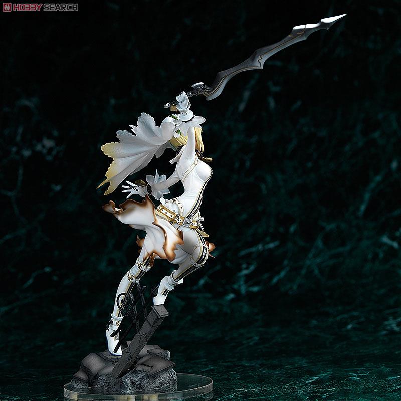 Saber Bride (PVC Figure) 商品画像4