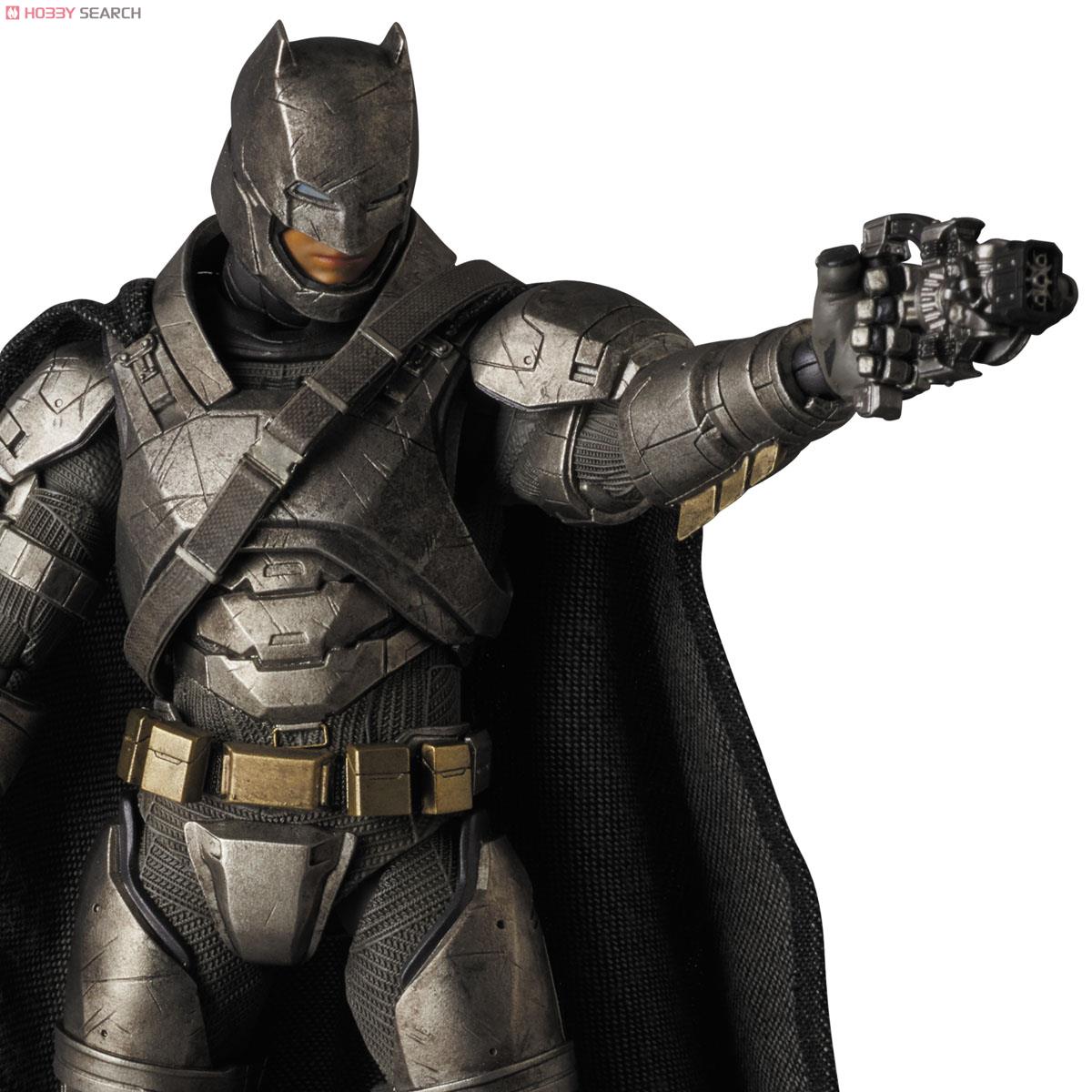 MAFEX No.023　アーマードバットマン MAFEX No.023 ARMORED BATMAN (完成品) - ホビーサーチ ロボット・特撮