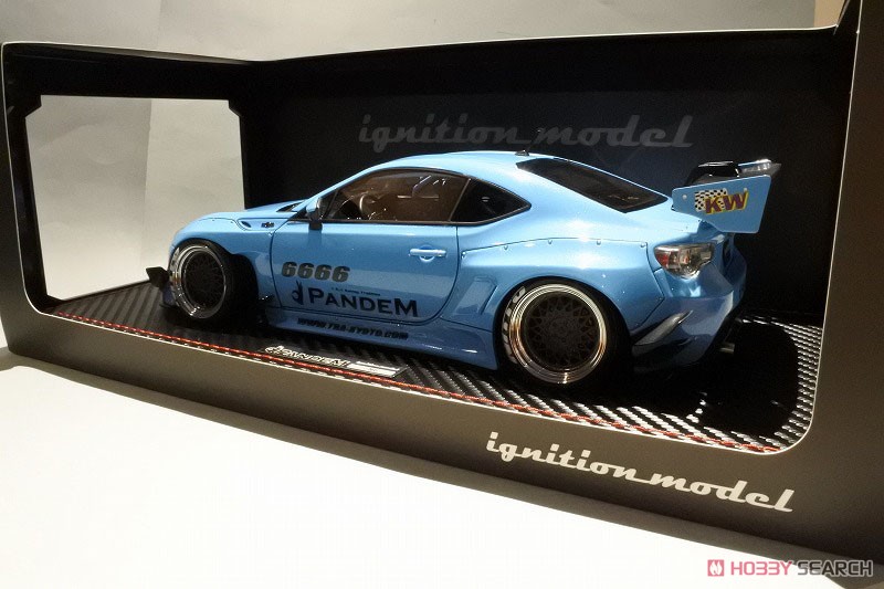 Rocket Bunny 180SX Light Blue (1/18 Scale) (ミニカー) - ホビー