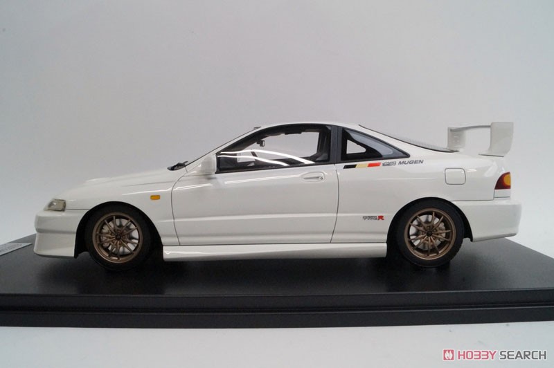 ホンダ インテグラ Type-R DC2 Mugen ホワイト (ミニカー) - ホビー
