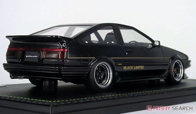 ミニカー TOYOTA SPRINTER TRUENO AE86 1983 1983 Toyota Sprinter Trueno (AE86) White with Carbon Hood 1