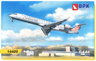 1:100 33CM Pluna Bombardier CRJ-900 Passenger Airplane ABS Plastic Plane Model