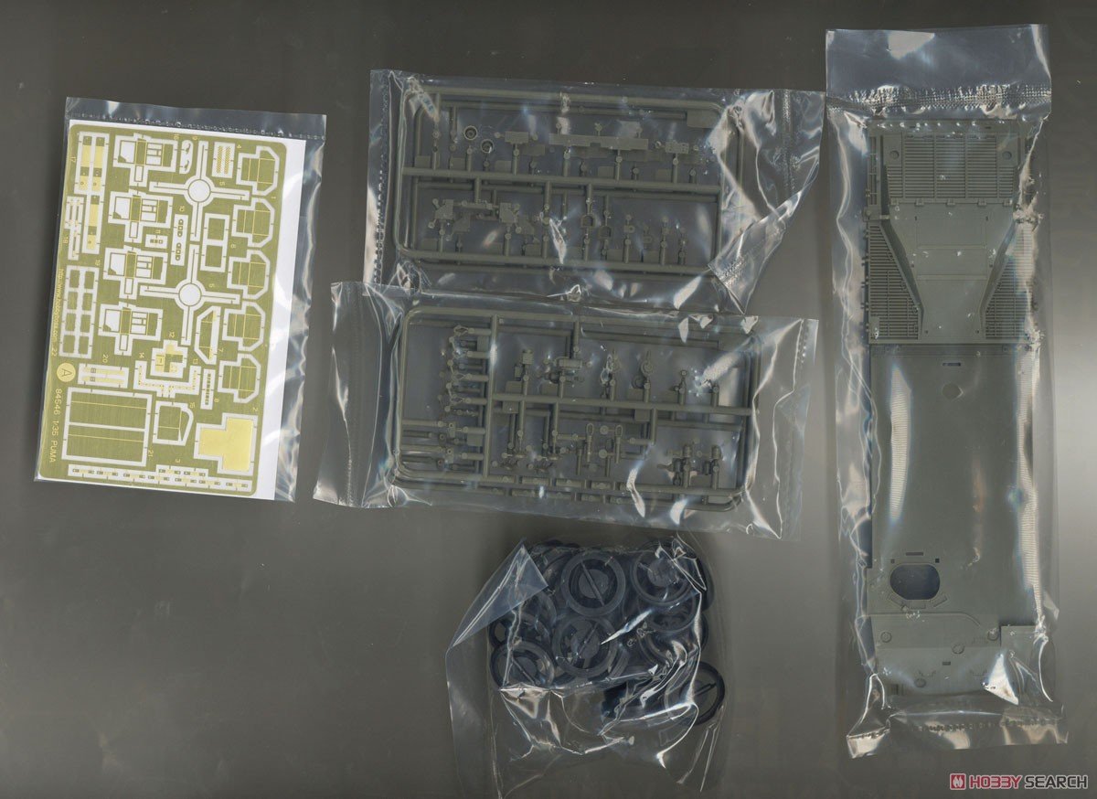 IDF Puma CEV (Plastic model) 中身4