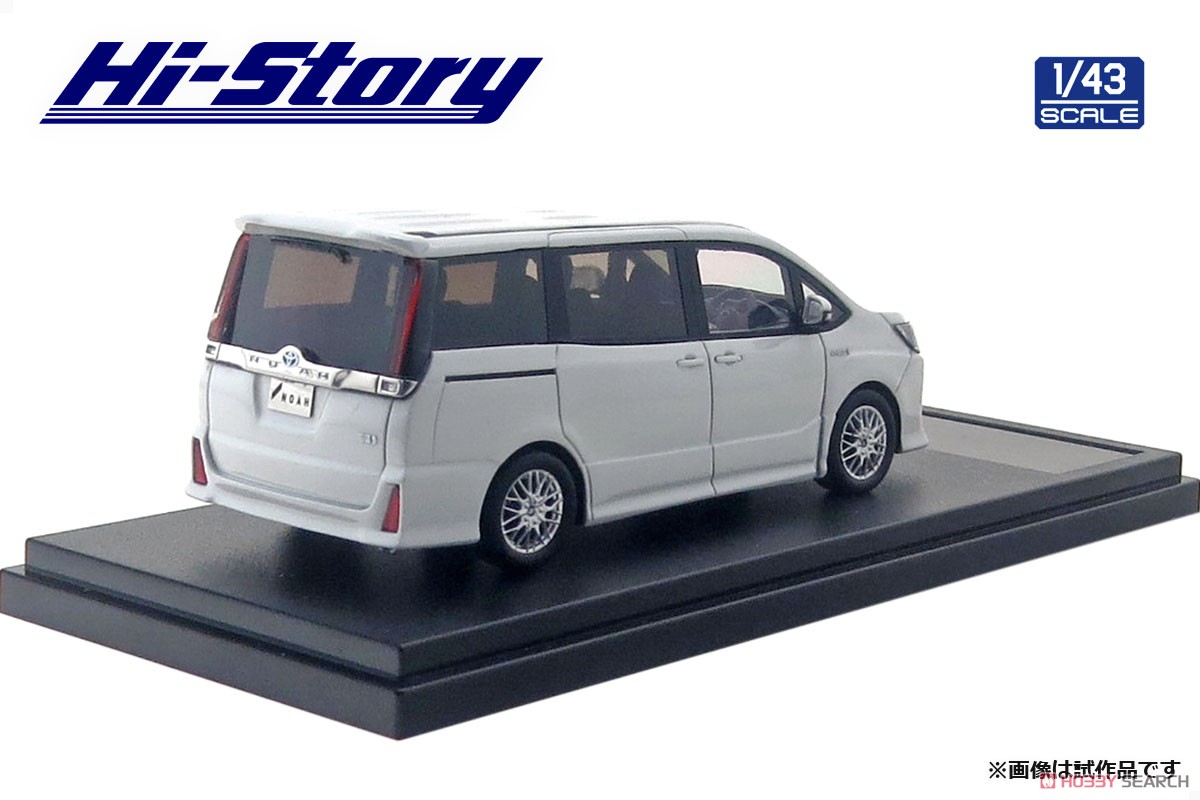 Toyota Noah Hybrid Si (2019) White Pearl Crystal Shine Diecast Car