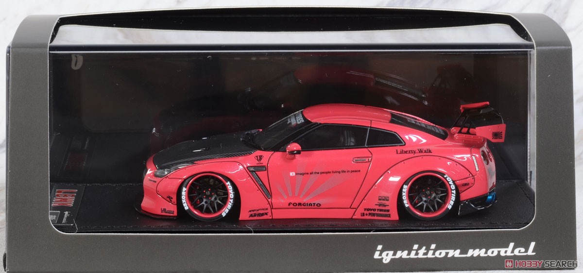 LB-WORKS GT-R (R35) Pink Metallic (ミニカー) パッケージ1