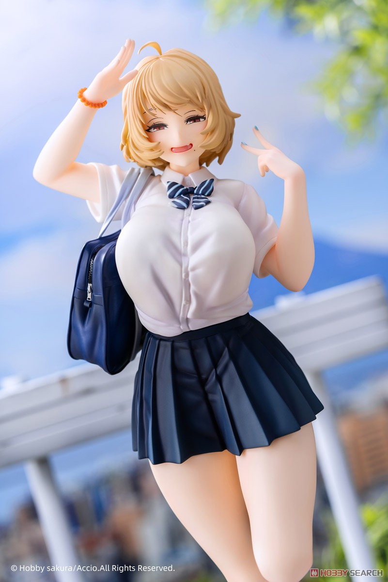 Chiyoko Atsumi Blue Shorts Ver. w/Bonus Item (PVC Figure) Other picture4