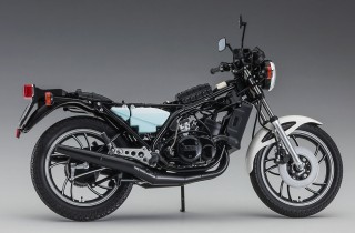 RZ250(4L3) 書なしフレーム 超初期型 ウレタン塗装済み 曲がり
