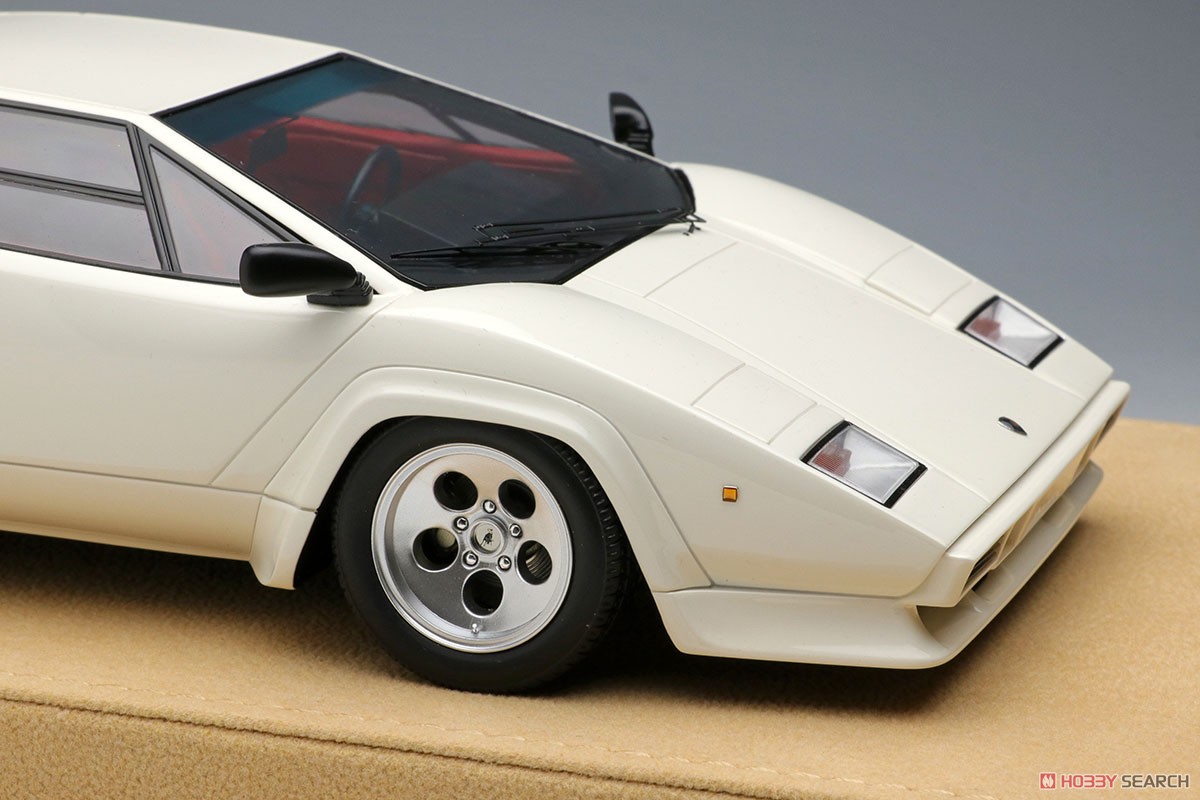 Lamborghini Countach LP5000 QV 1985 White (Diecast Car